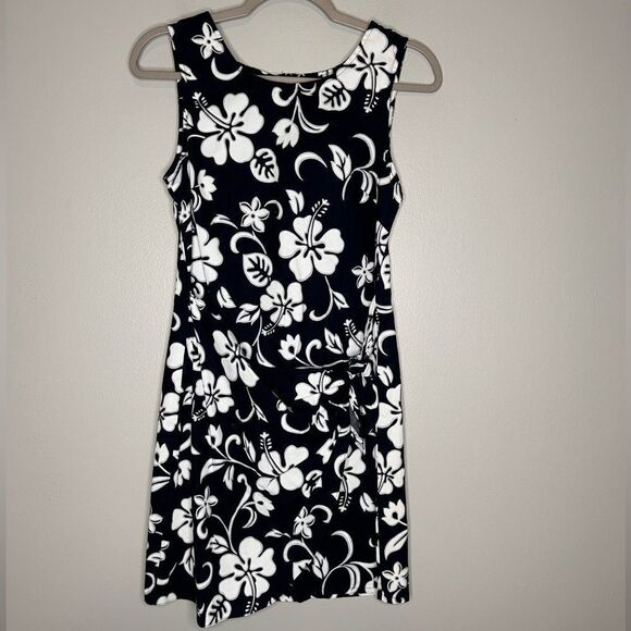 Shannon Marie Hawaiian Floral Wrap Dress - Picture 3 of 5